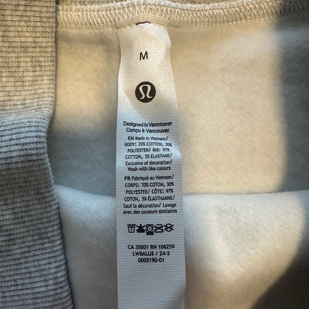 Lululemon Scuba HighRise Mini Skirt Heathered Core Ultra Light Gray Med NWT - Picture 8 of 9